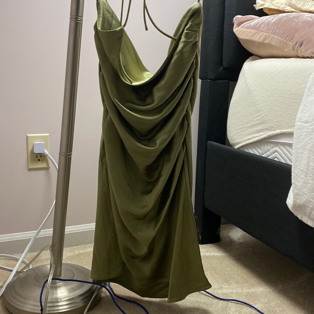 Green Mini Dress 💚 - Picture 2 of 2